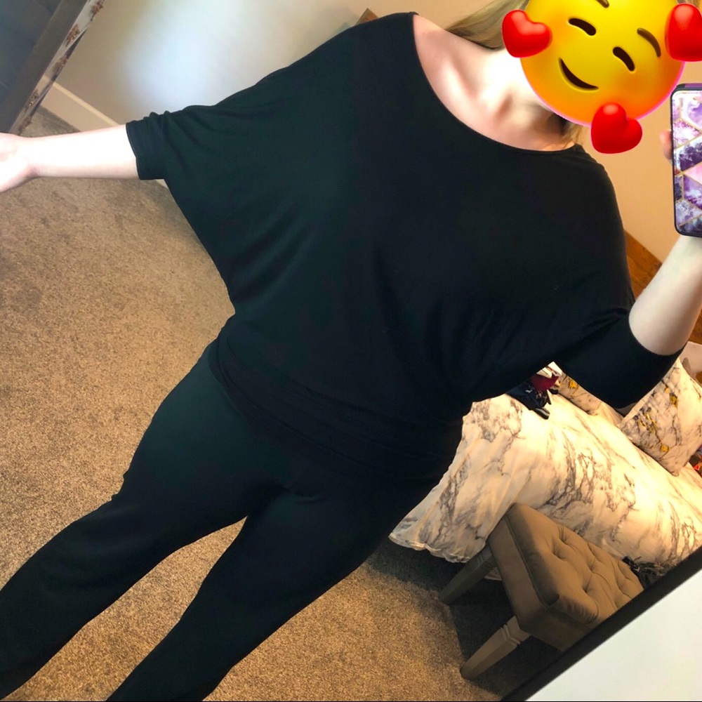 Black Dolman Sleeve Tee - Size XL